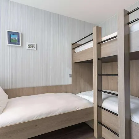 Ramada Scheveningen 3*