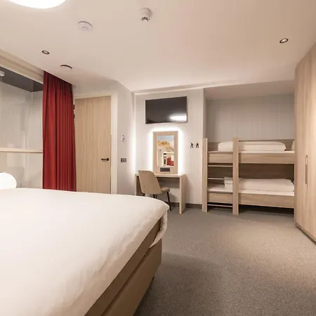 Ramada Scheveningen 3*