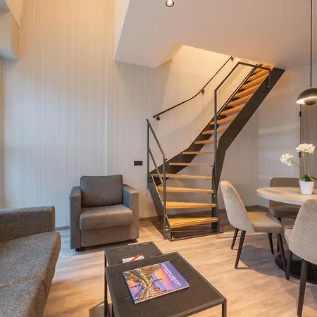 Ramada Scheveningen 3*