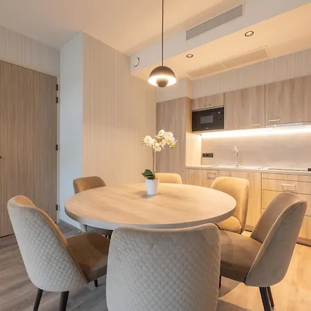 Hotel Ramada Scheveningen 3*