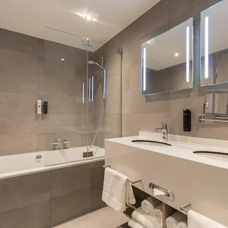 מלון Ramada Scheveningen