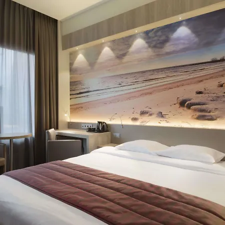 Ramada Scheveningen Hotel 3*