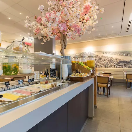 Szálloda Ramada Scheveningen 3*