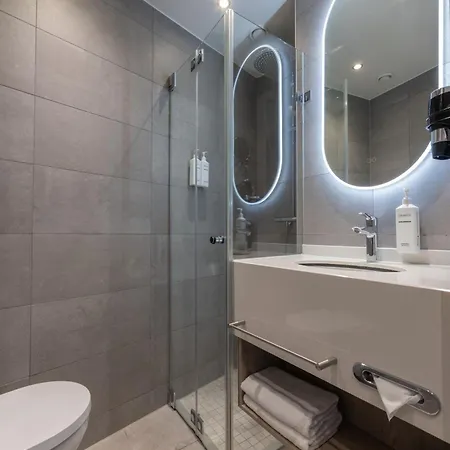 Hotel Ramada Scheveningen 3*