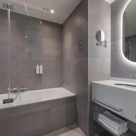 Ramada Scheveningen 3*