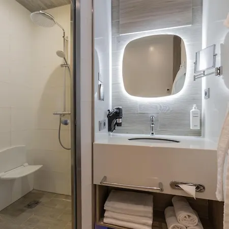 Ramada Scheveningen Hotel