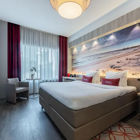 Ramada Scheveningen Hotel