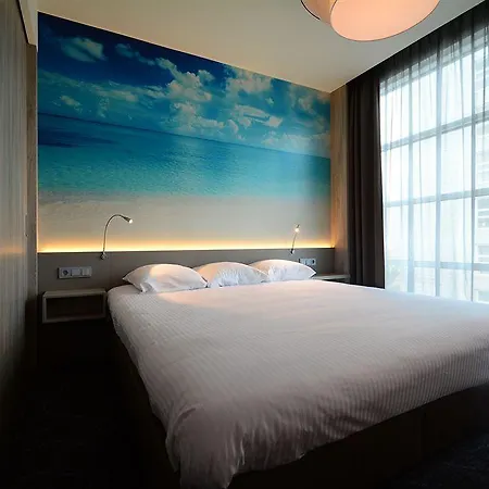 Ramada Scheveningen Hotel 3*