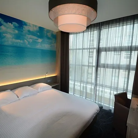 Ramada Scheveningen האג