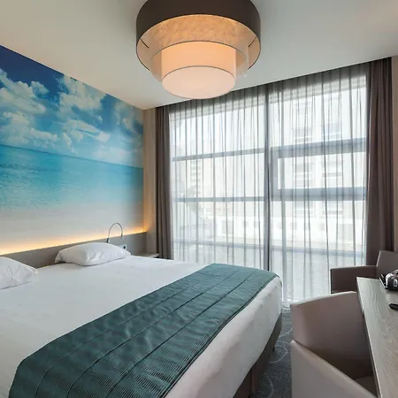 Szálloda Ramada Scheveningen