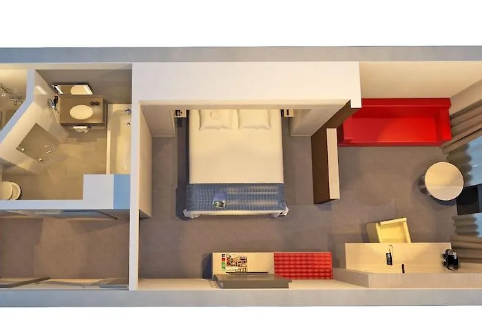 Ramada Scheveningen 3*