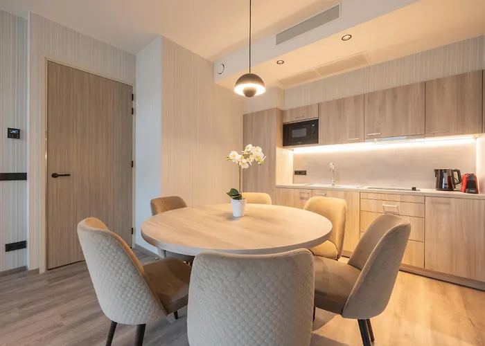 Hotell Ramada Scheveningen 3*