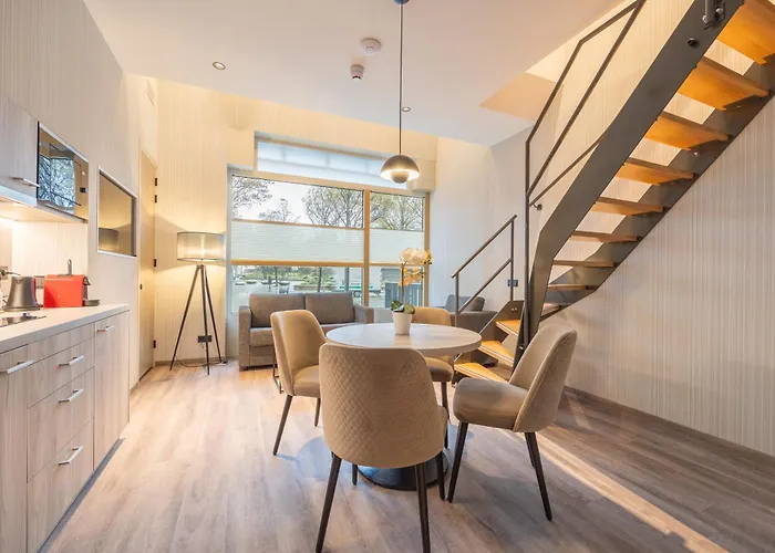 Ramada Scheveningen Hotel 3*