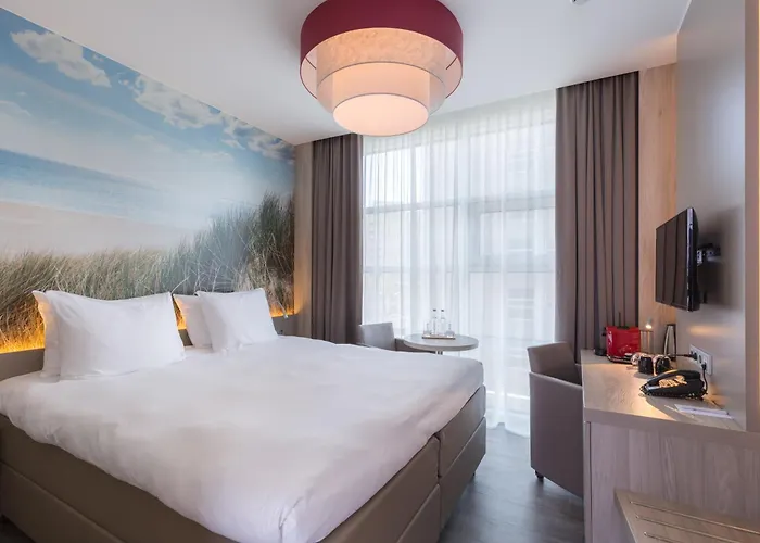 Ramada Scheveningen 3*