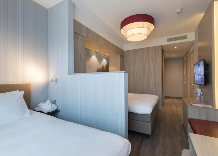 Ramada Scheveningen 3*