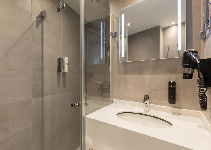 Ramada Scheveningen 3* Haag