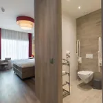 Ramada Scheveningen Hotel 3*