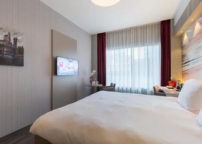 Hotel Ramada Scheveningen 3*